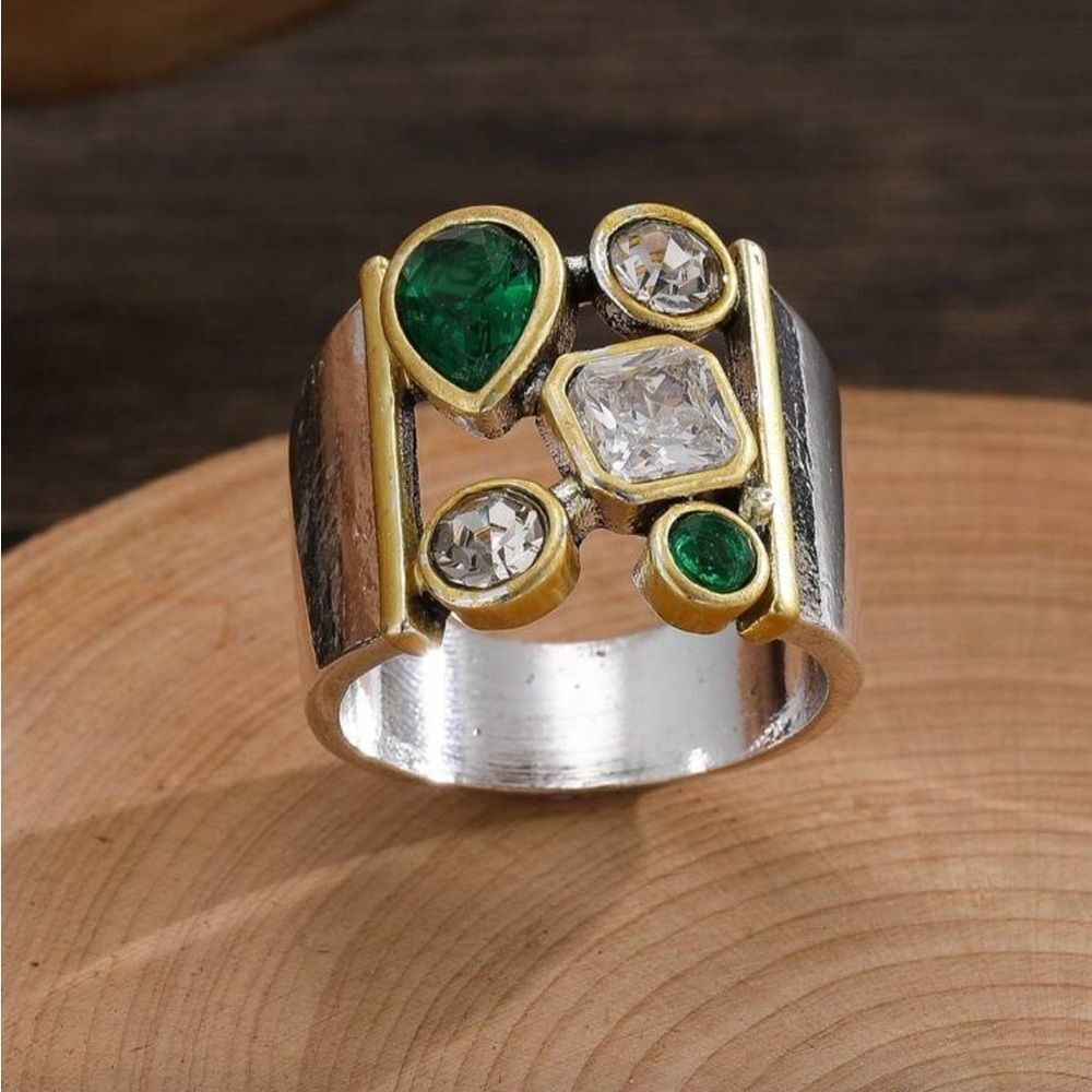 Silver Ring with Green Stones M720